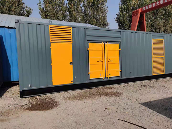 伊通300kw 柴油发电机组用多大的空气开关？