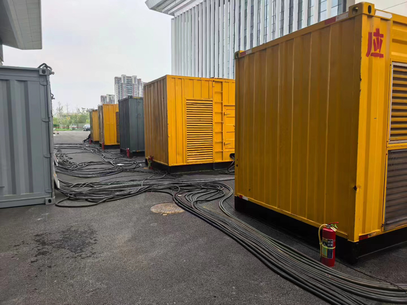 伊通不同季节柴油发电机组保养有哪些注意事项？