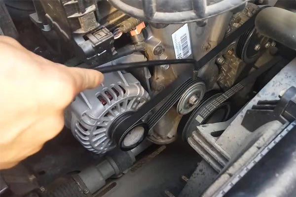 伊通转速传感器的工作原理是什么？